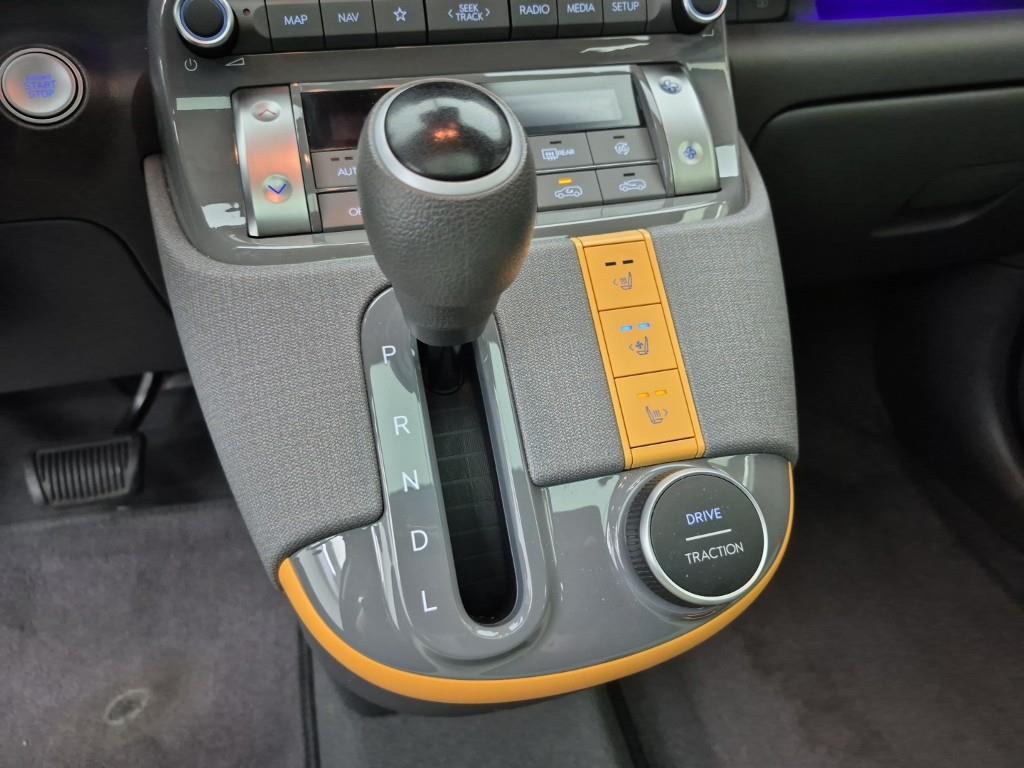 HYUNDAI Casper - Vista 8