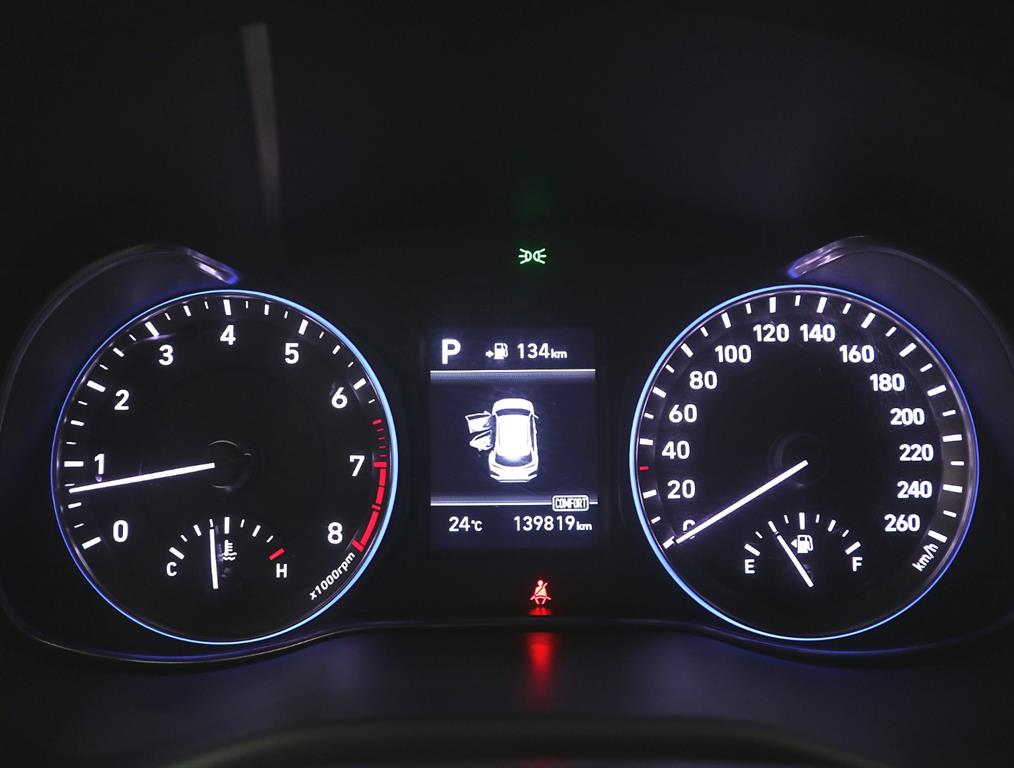 HYUNDAI Kona - Vista 6