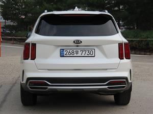 KIA Sorento - Vista 8