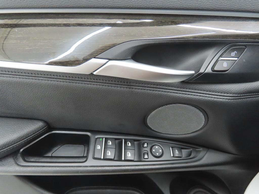 BMW X6 - Vista 9