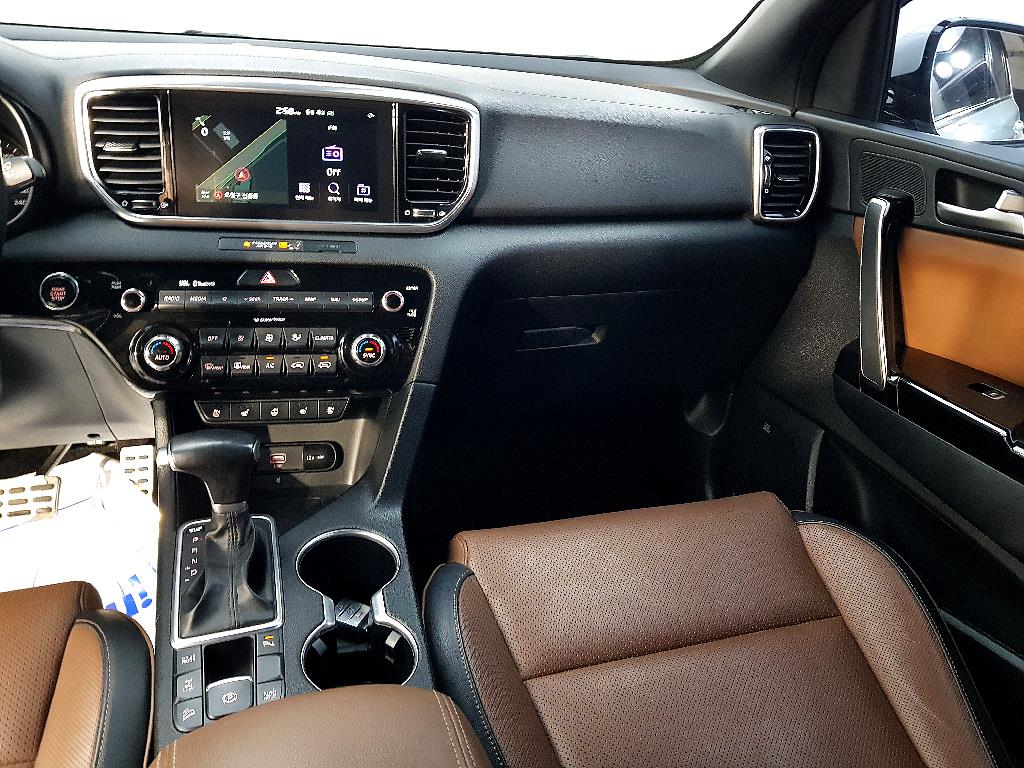KIA Sportage - Vista 10