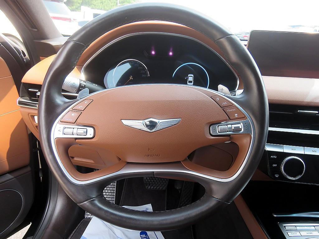 Genesis G80 - Vista 9