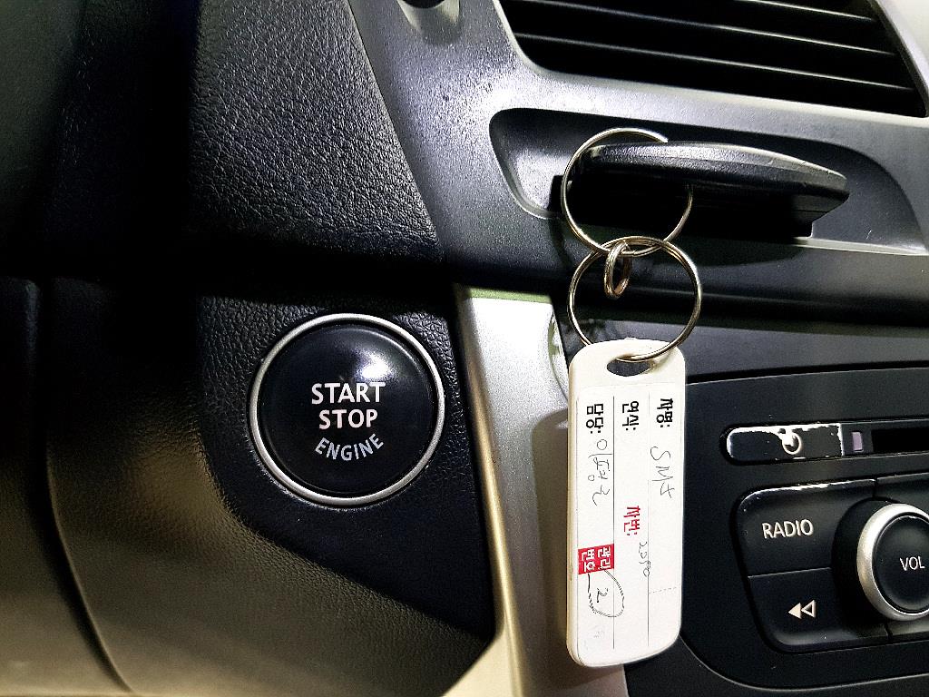 SAMSUNG SM5 2013 Negro - Importación desde Corea - HF Imports Iquique - Foto 14