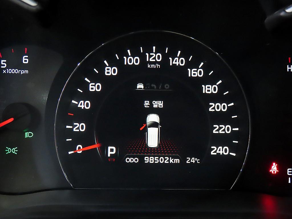 KIA Sorento - Vista 9