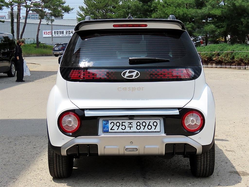 HYUNDAI Casper - Vista 4