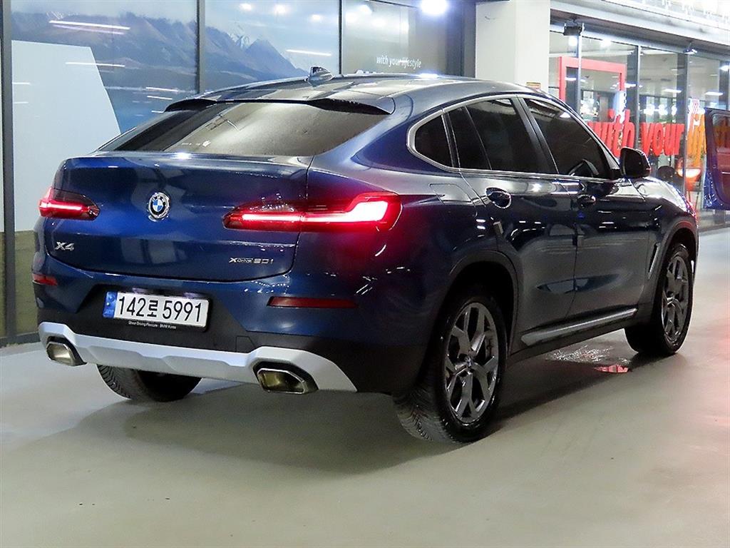 BMW X4 - Vista 4