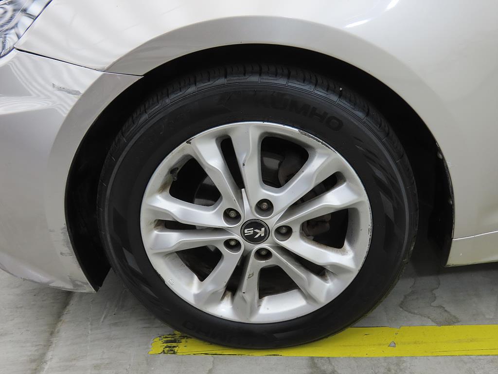 KIA K5 2011 Gris - Importación desde Corea - HF Imports Iquique - Foto 20