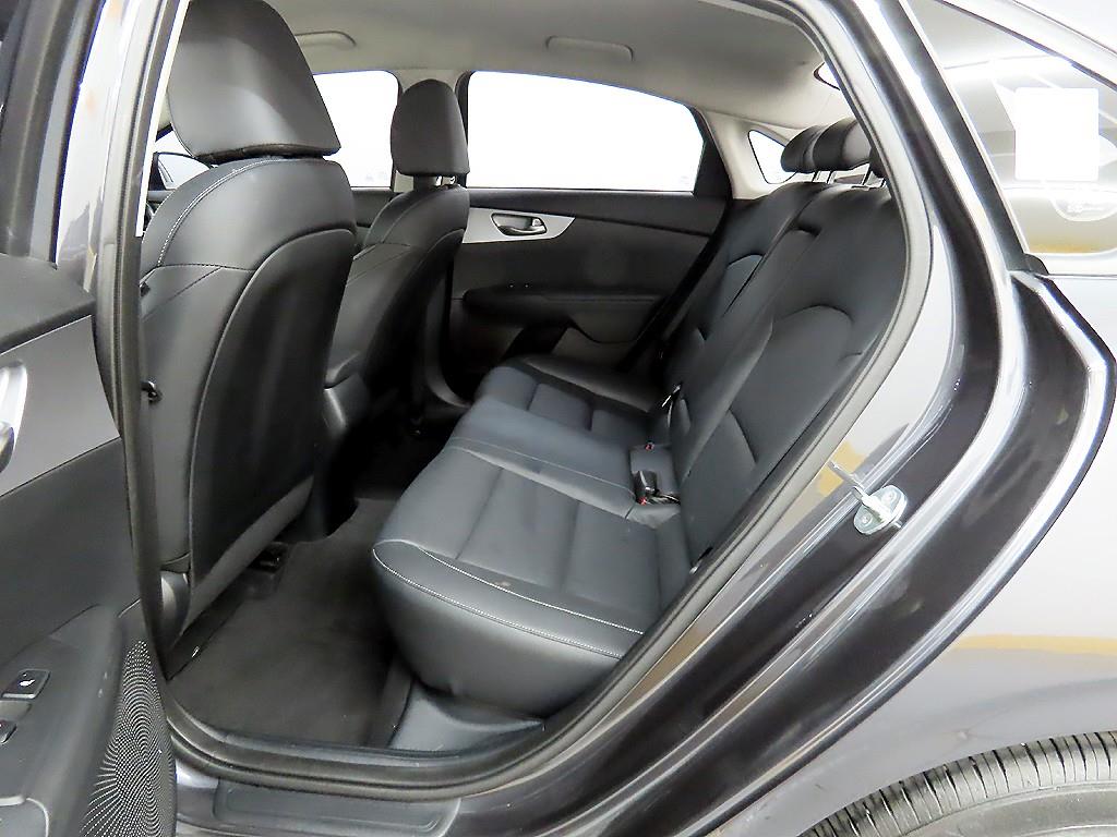 KIA K3 - Vista 6