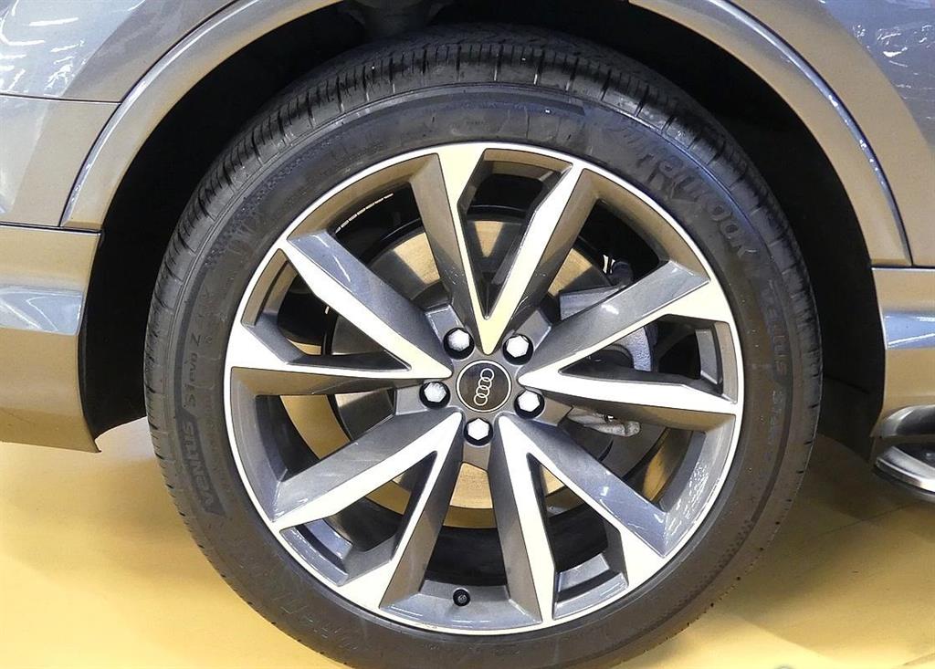 Audi Q7 - Vista 9