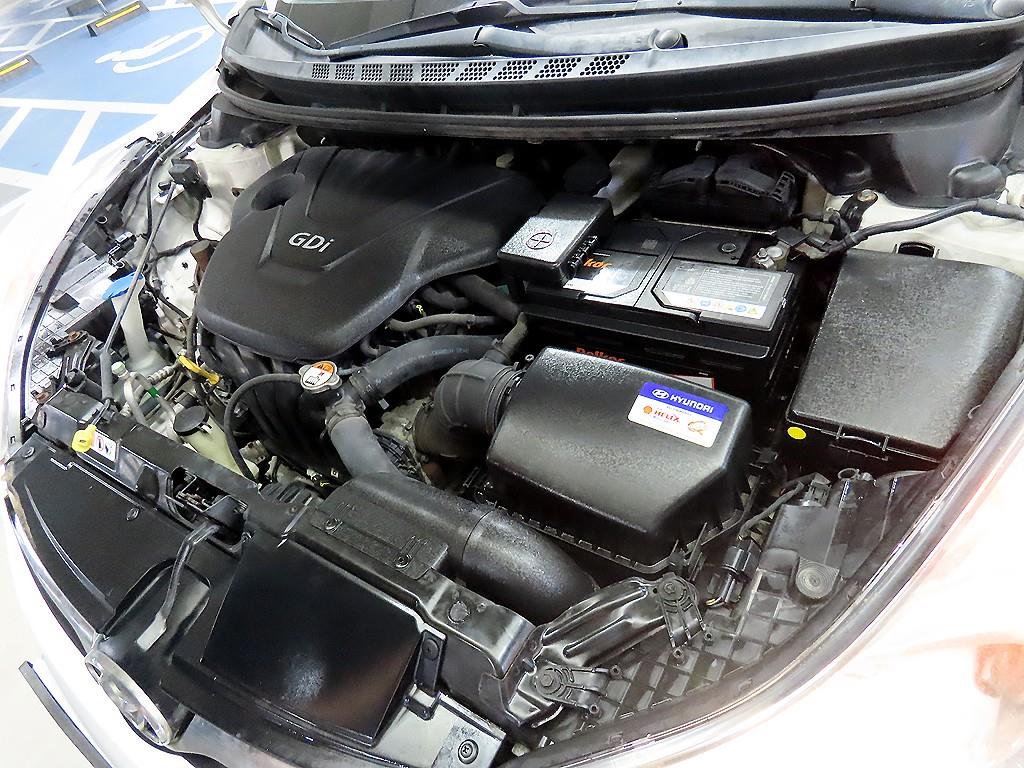 HYUNDAI Avante 2013 Blanco - Importación desde Corea - HF Imports Iquique - Foto 19