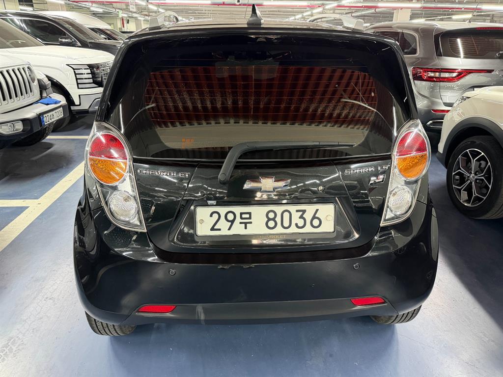 Chevrolet Spark - Vista 5