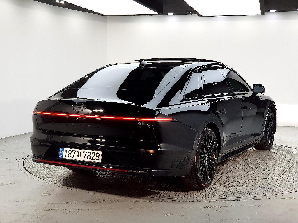 HYUNDAI Grandeur - Vista 4