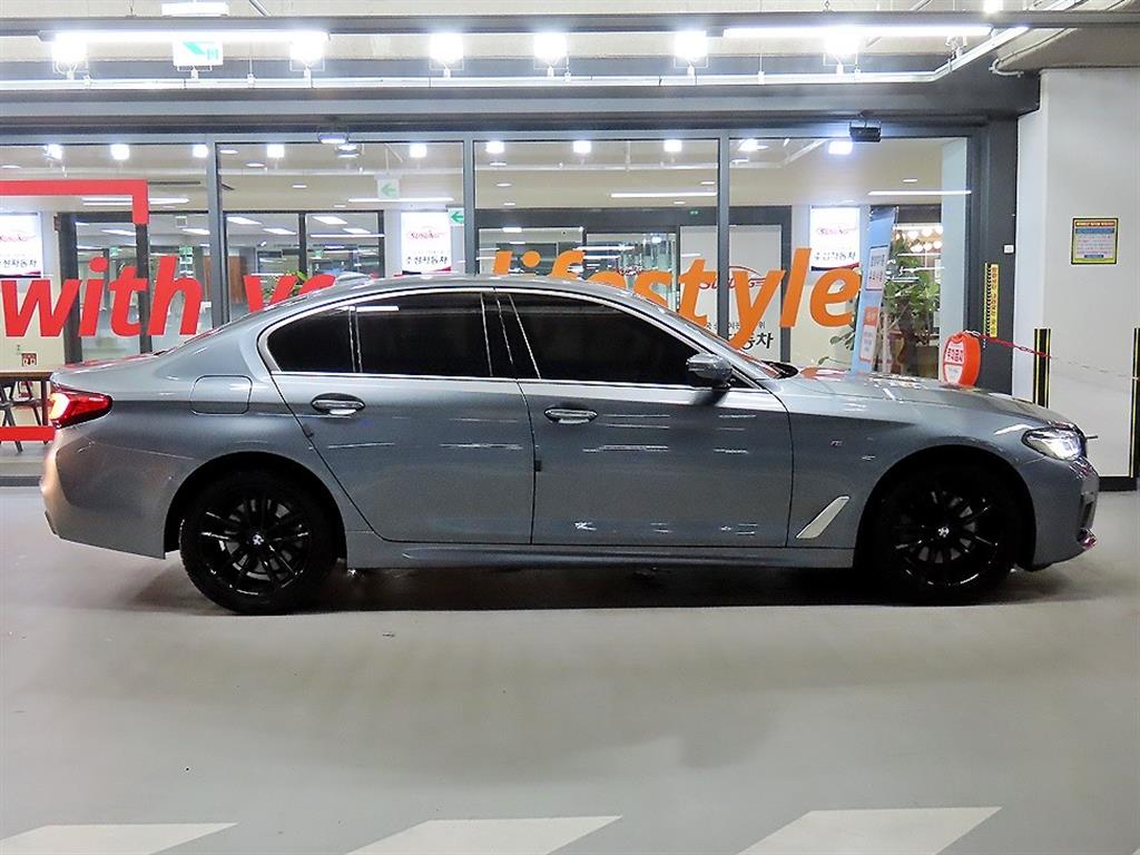 BMW 5 Series - Vista 3