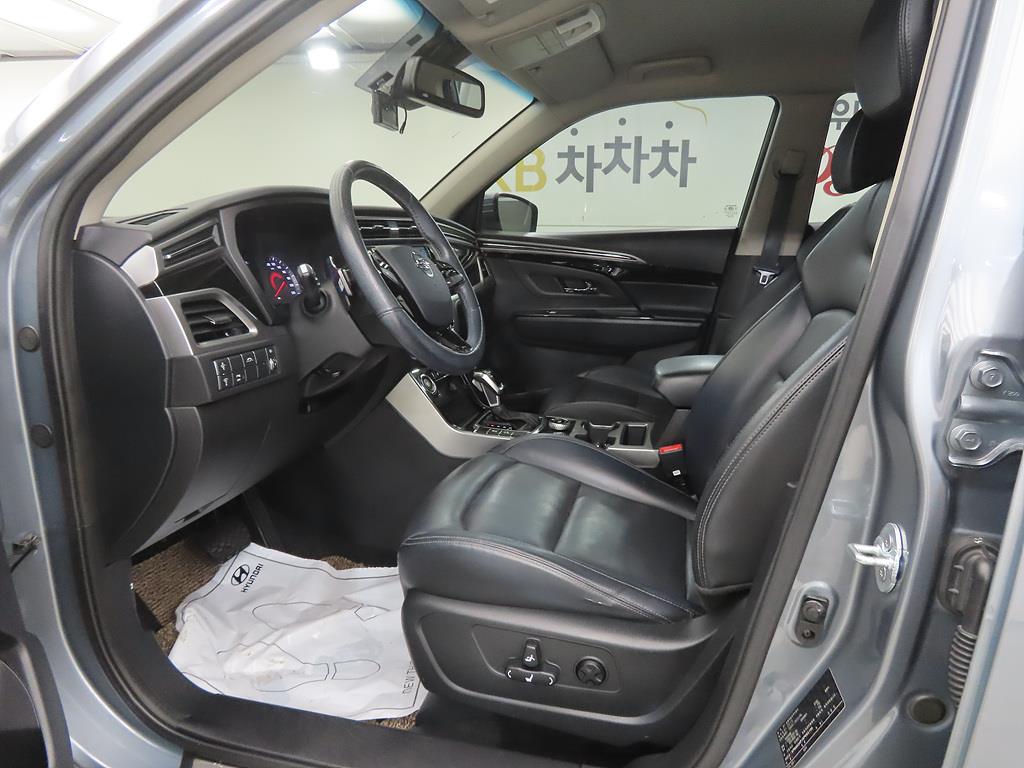 Ssangyong Korando - Vista 5