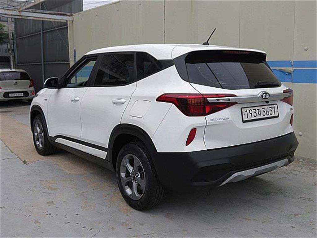KIA Seltos - Vista 7