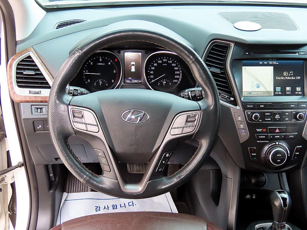 HYUNDAI Maxcruz - Vista 9
