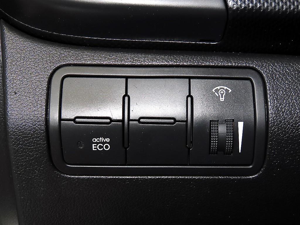 HYUNDAI Accent 2012 Blanco - Importación desde Corea - HF Imports Iquique - Foto 14