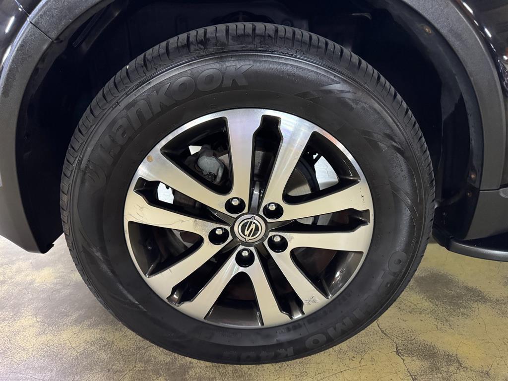 Ssangyong Rexton - Vista 11