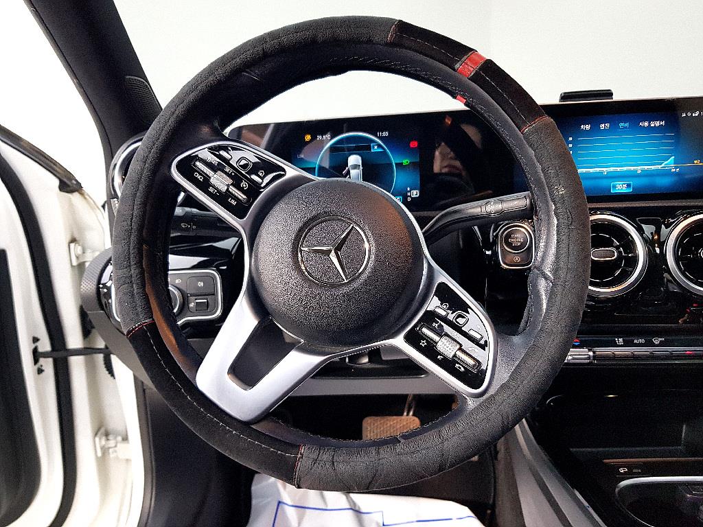 Mercedes Benz A Class - Vista 11