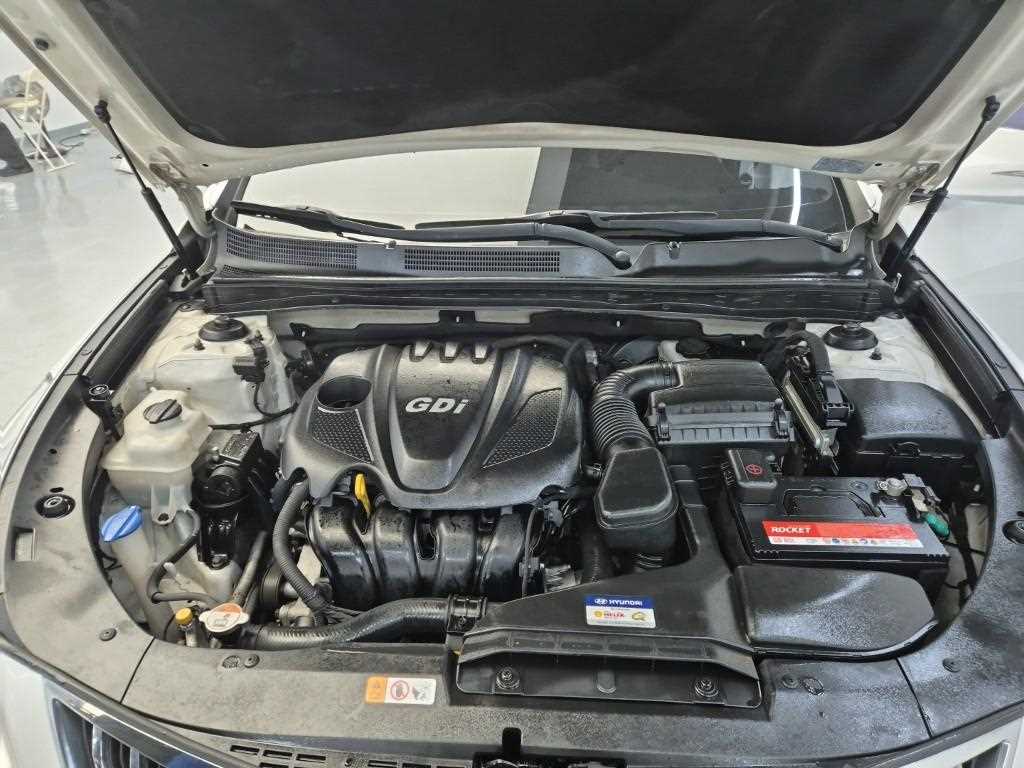 HYUNDAI Grandeur - Vista 5