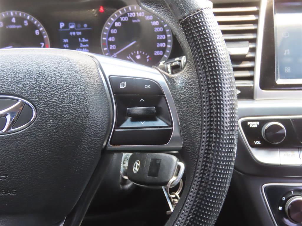 HYUNDAI Sonata 2018 Gris - Importación desde Corea - HF Imports Iquique - Foto 10