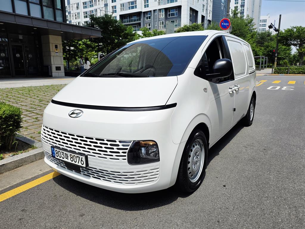 HYUNDAI Staria 2022 Blanco - Importación desde Corea - HF Imports Iquique - Foto 18