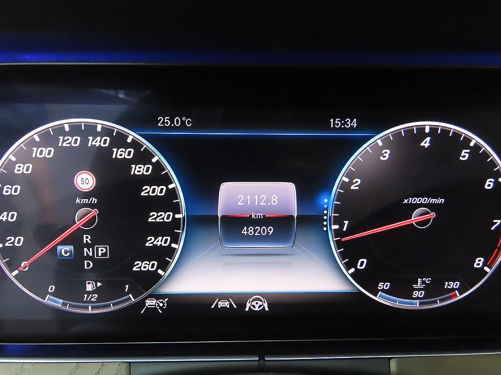 Mercedes Benz E class - Vista 11