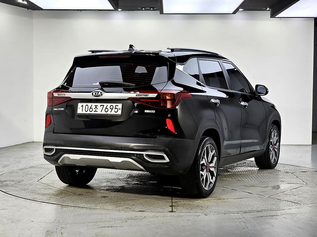 KIA Seltos - Vista 4