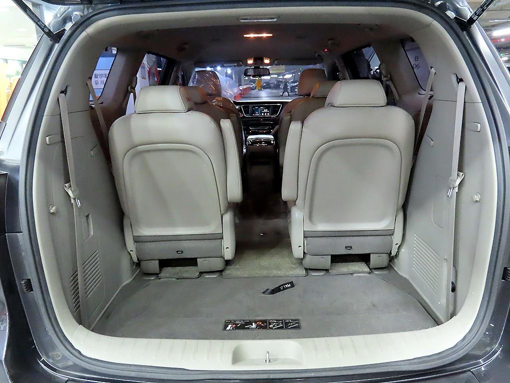 KIA Carnival 2017 Gris - Importación desde Corea - HF Imports Iquique - Foto 17