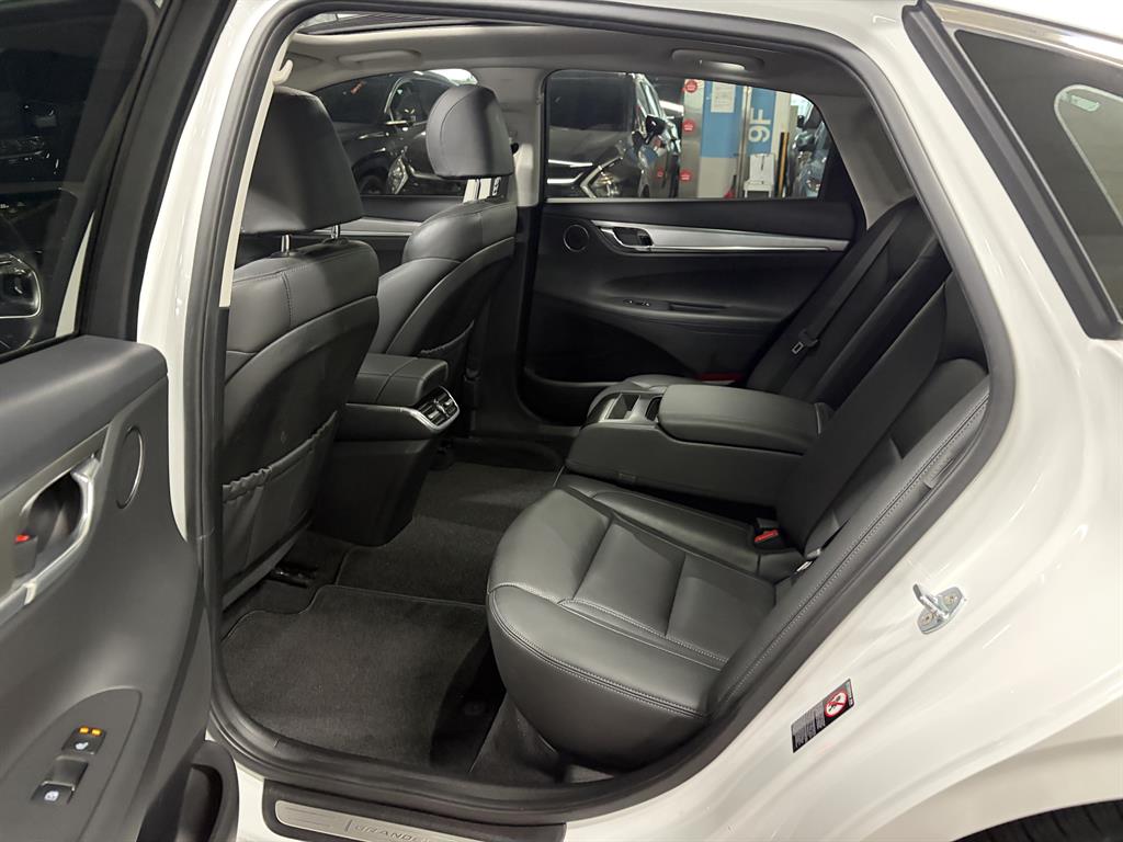 HYUNDAI Grandeur - Vista 11