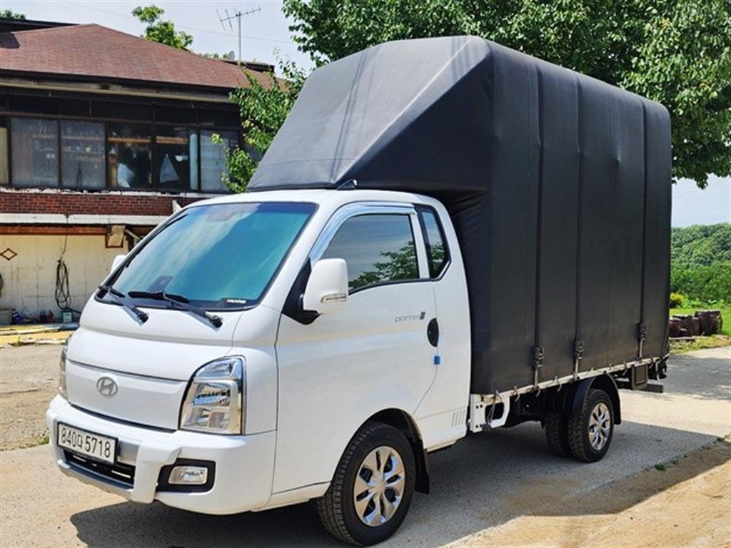 Small Truck Cargo (small) 2025 Blanco - Importación desde Corea - HF Imports Iquique - Foto 1