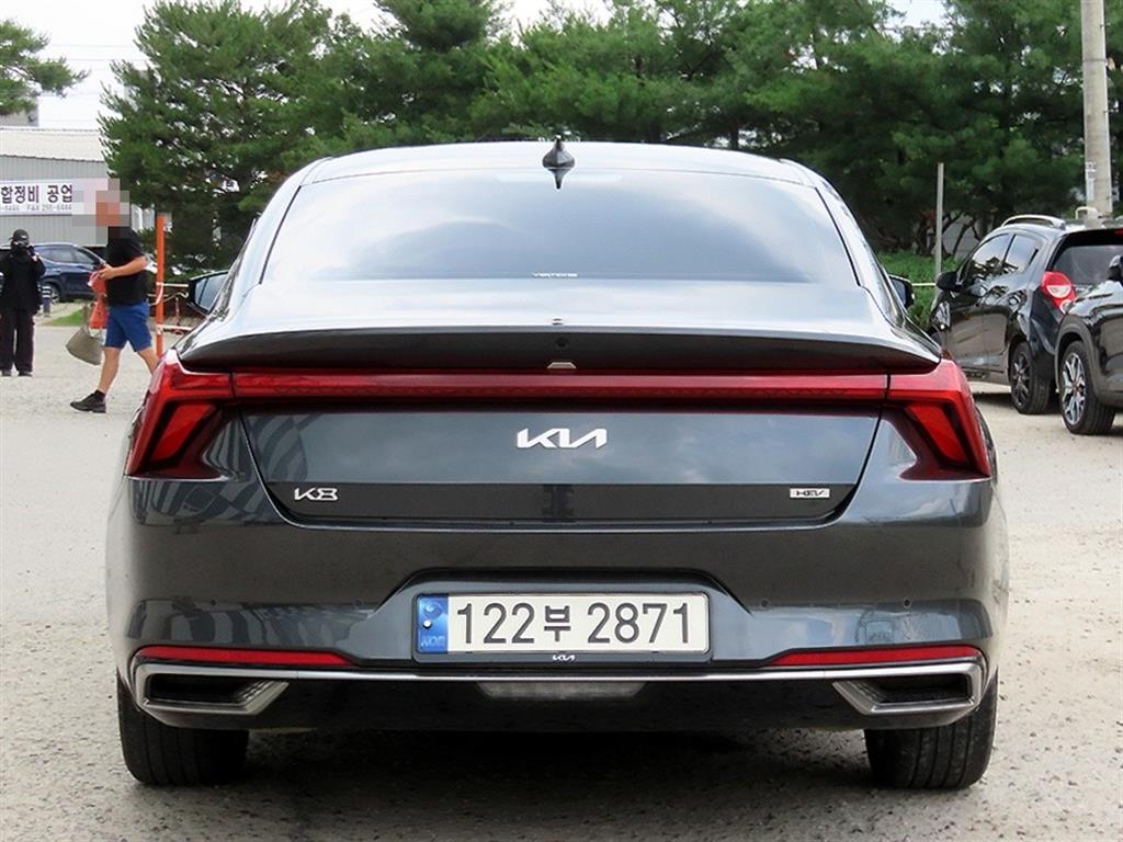 KIA K8 - Vista 4