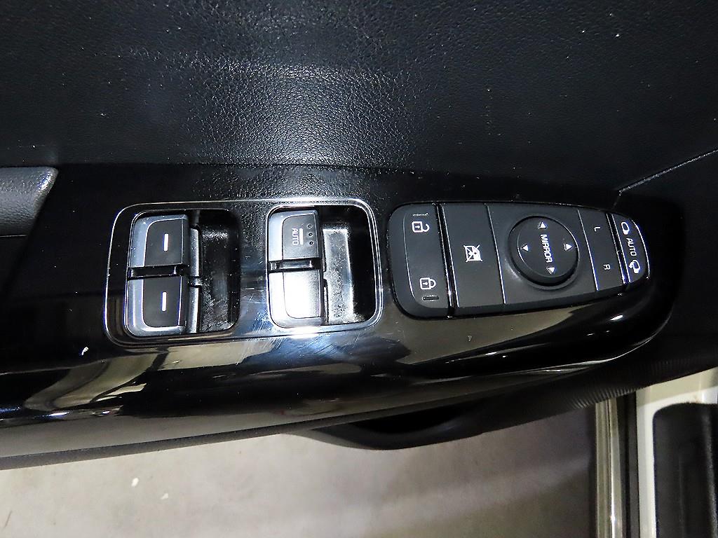 KIA Sportage 2016 Blanco - Importación desde Corea - HF Imports Iquique - Foto 13