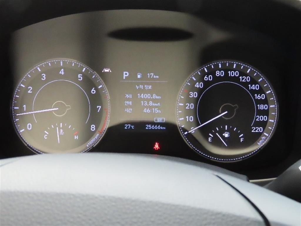 HYUNDAI Venue - Vista 9
