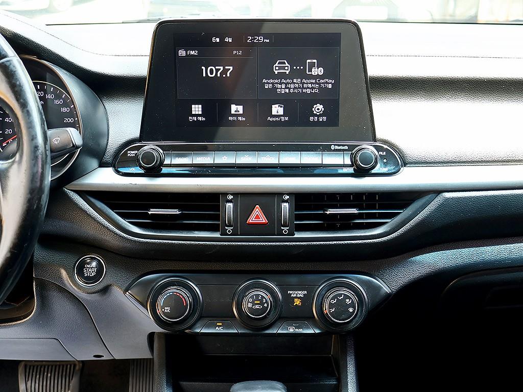 KIA K3 2019 Negro - Importación desde Corea - HF Imports Iquique - Foto 9