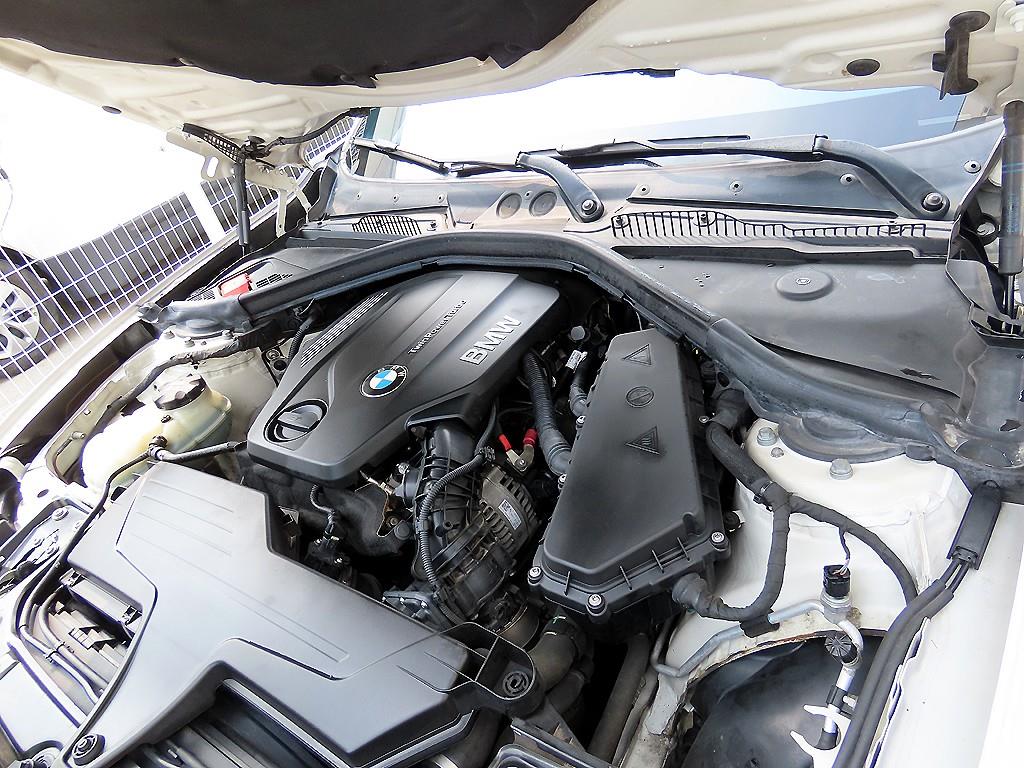 BMW 1 series 2016 Blanco - Importación desde Corea - HF Imports Iquique - Foto 18
