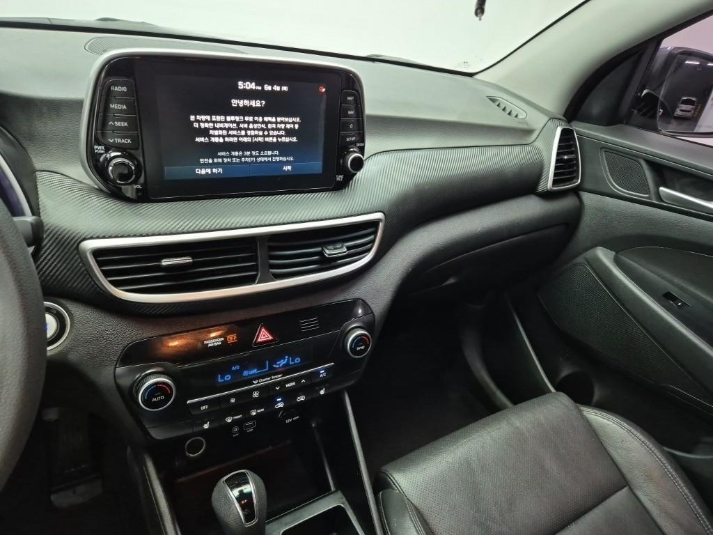 HYUNDAI Tucson - Vista 10