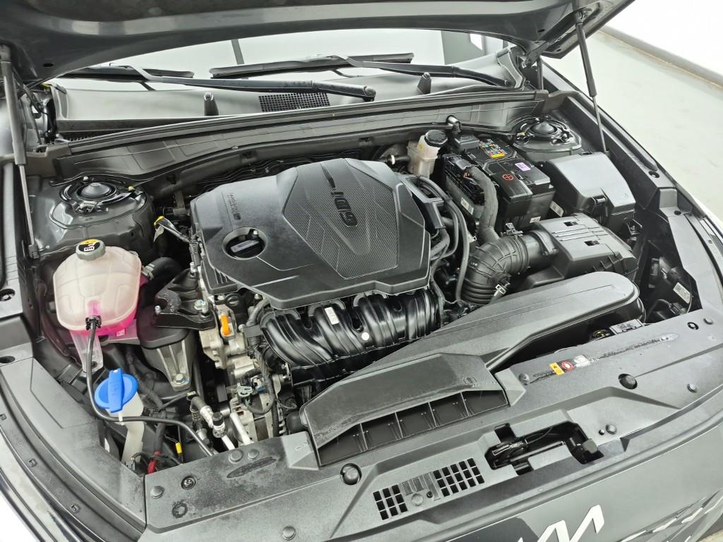 KIA K8 - Vista 6