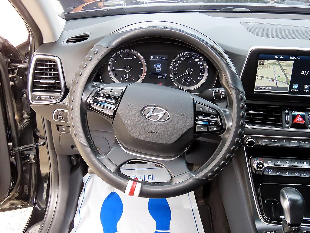 HYUNDAI Grandeur - Vista 8