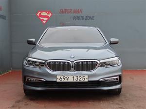 BMW 5 Series - Vista 4