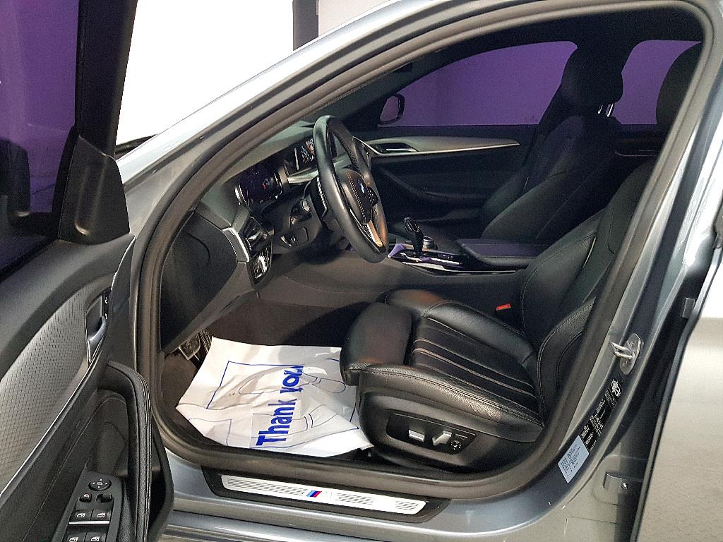BMW 5 Series - Vista 8