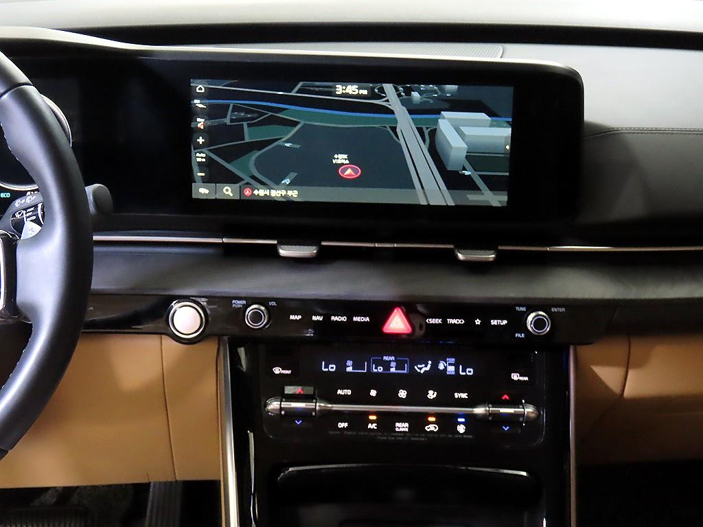 KIA Carnival - Vista 11