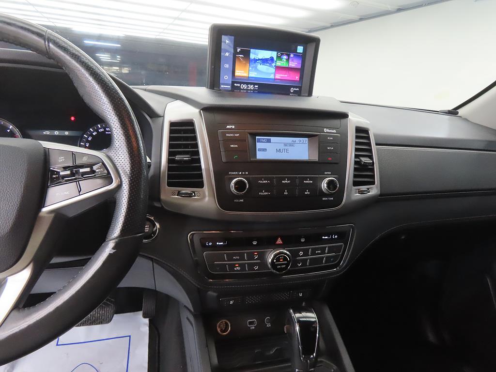 Ssangyong Rexton - Vista 10