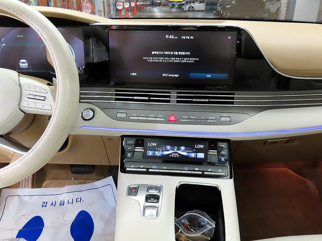 HYUNDAI Grandeur - Vista 11