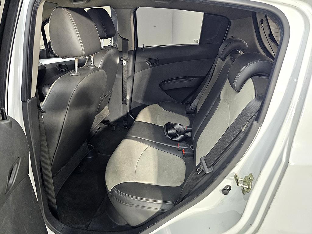 Chevrolet Spark - Vista 9