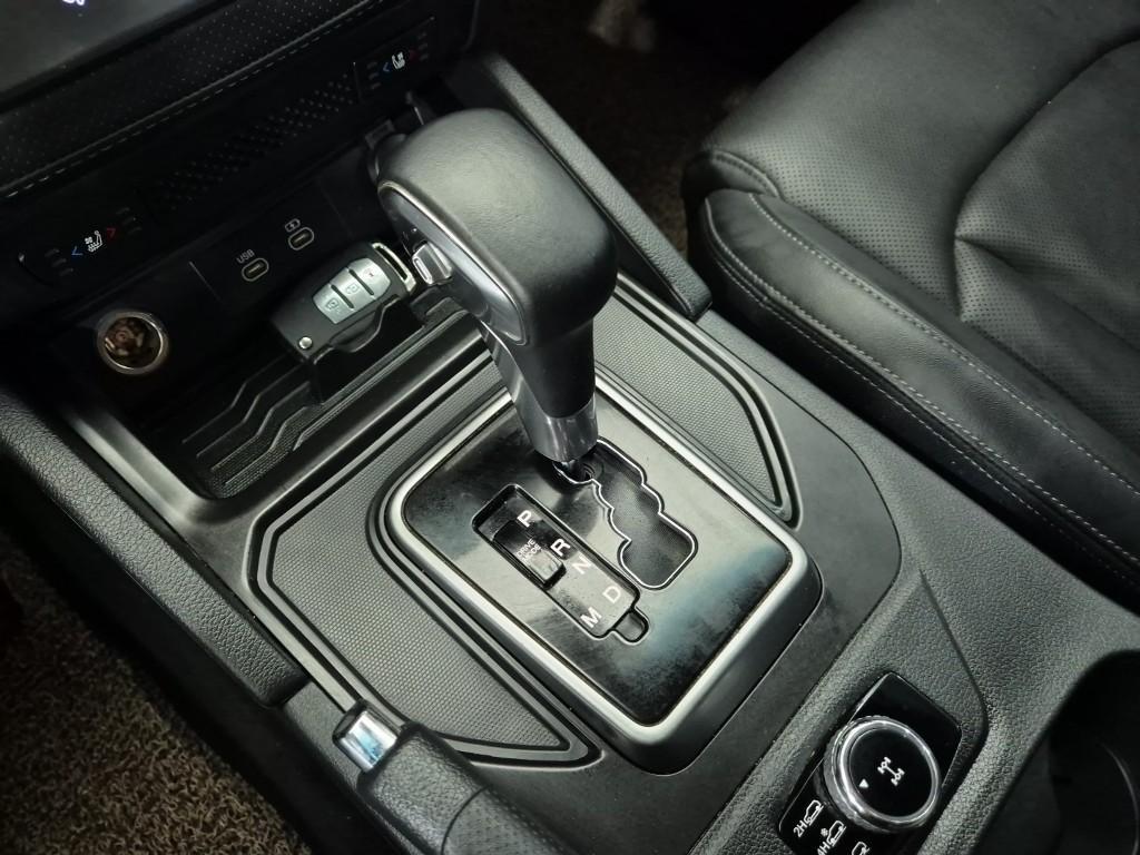 Ssangyong Rexton - Vista 8