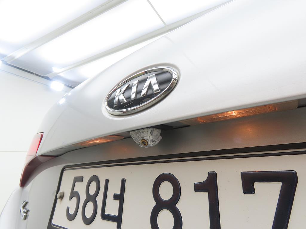 KIA K5 2011 Gris - Importación desde Corea - HF Imports Iquique - Foto 17