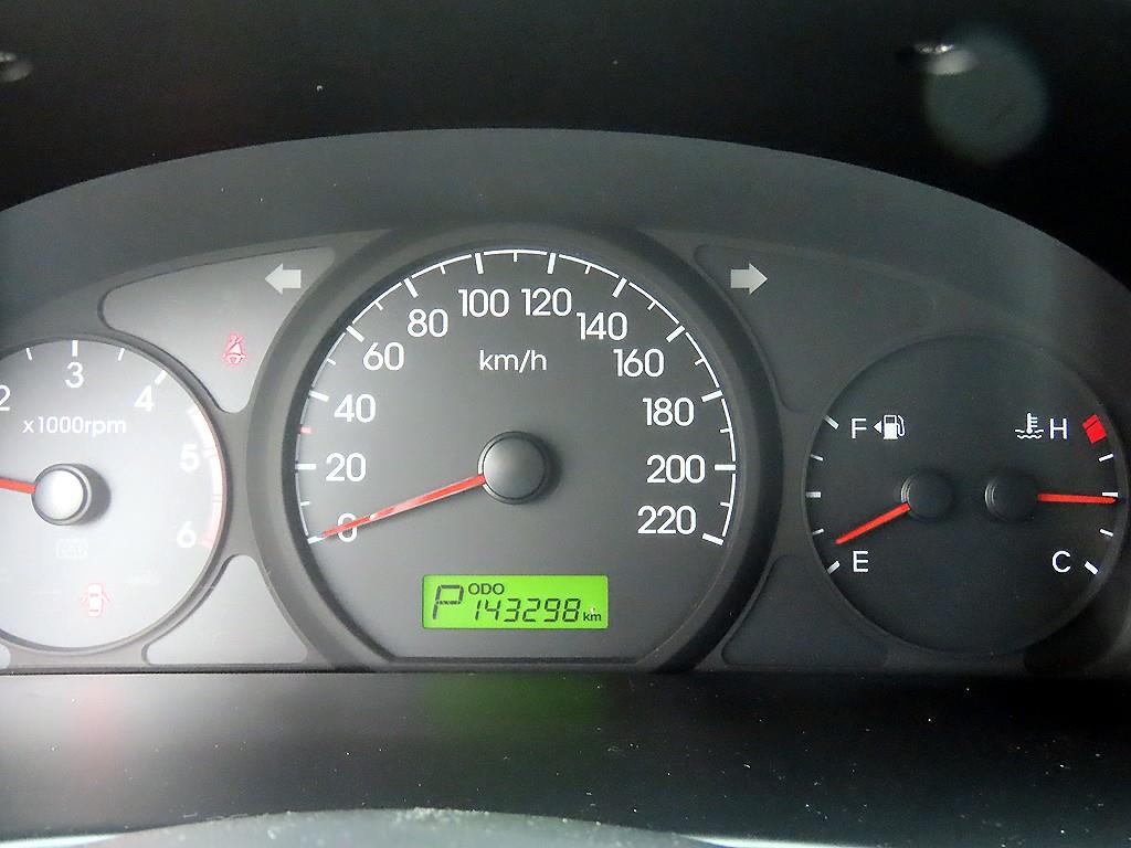 HYUNDAI Starex - Vista 9