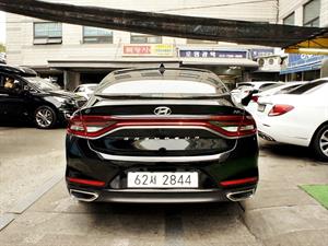 HYUNDAI Grandeur - Vista 6