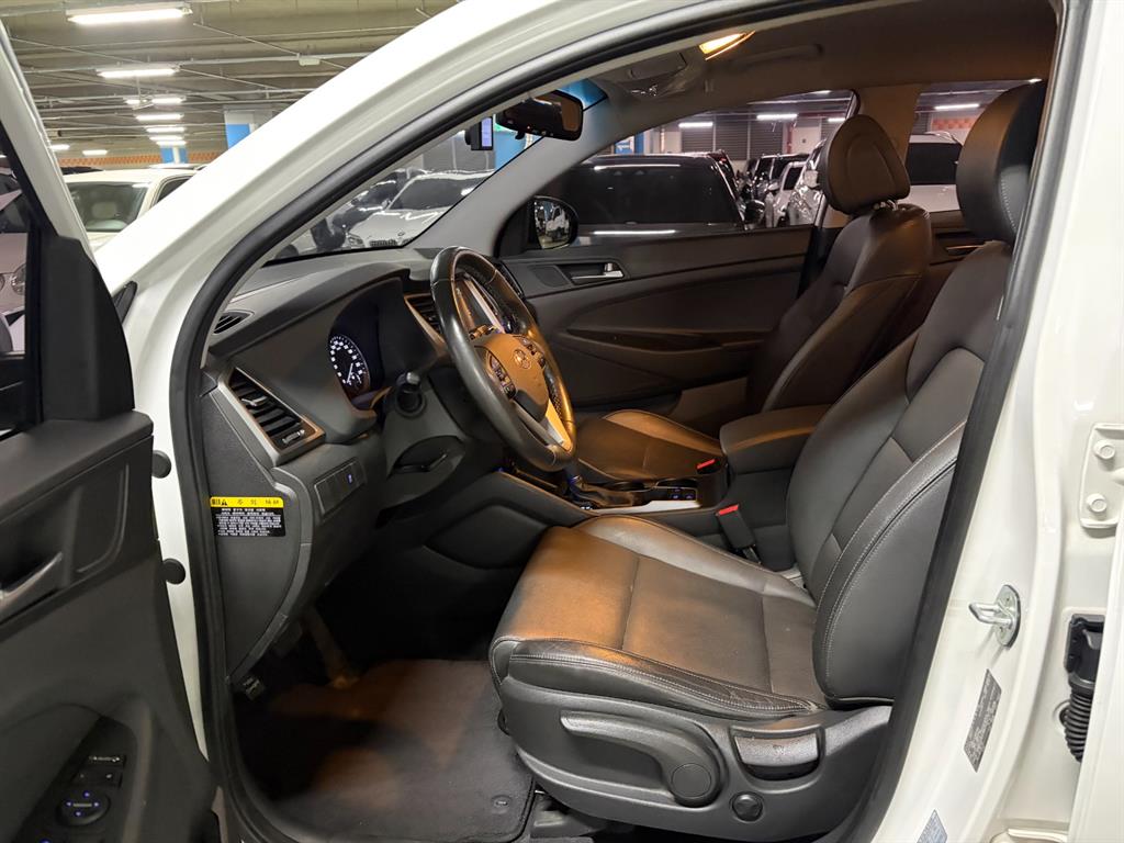 HYUNDAI Tucson - Vista 2